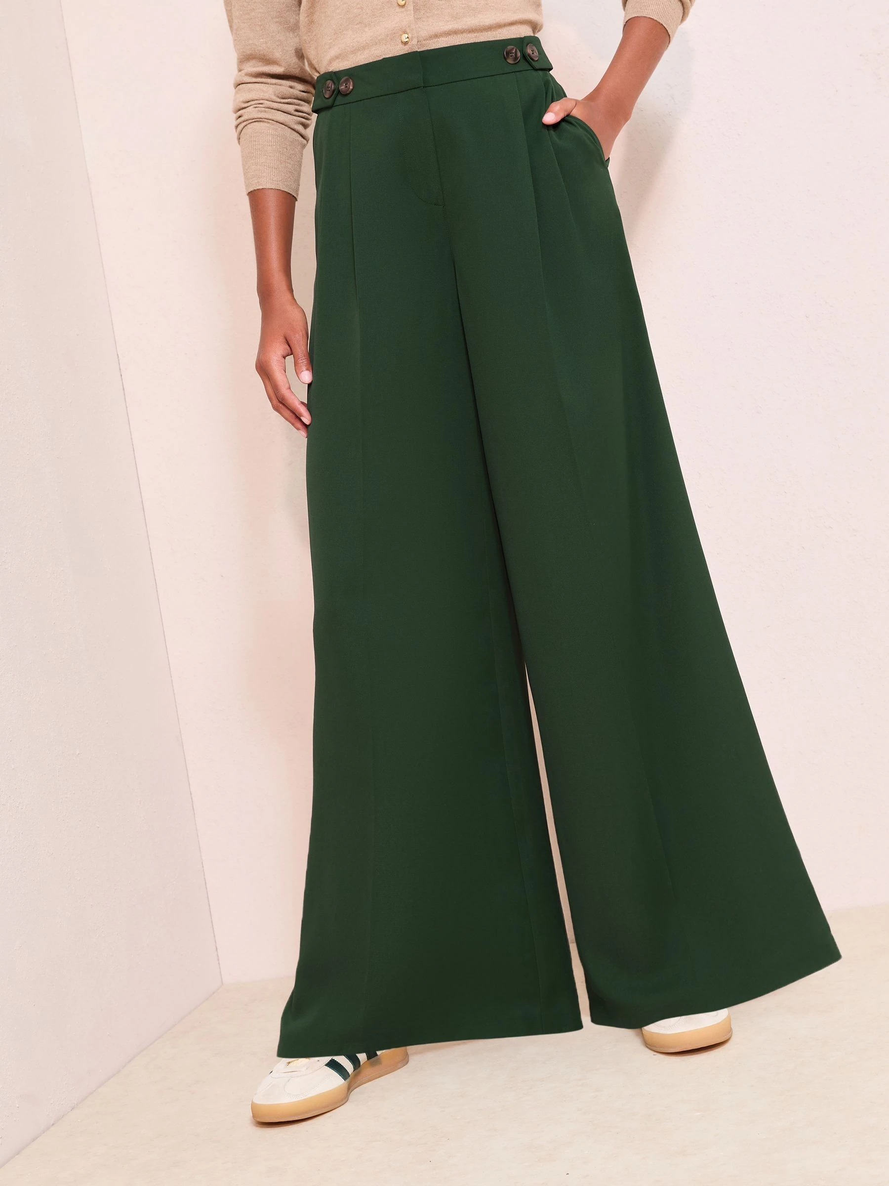 Groen - Friends Like These Adjustable Waist Premium Wide Leg Trousers