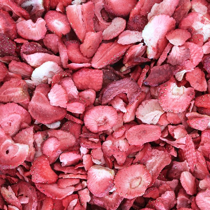 Gevriesdroogde aardbeien schijfjes
