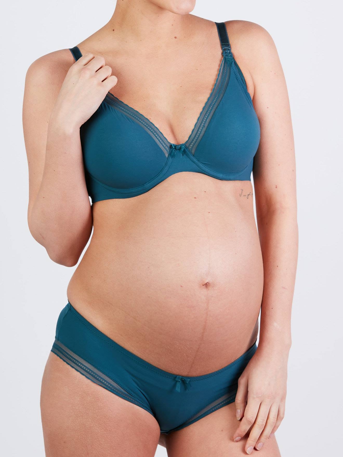 Sutiã de maternidade e amamentação Milk CACHE COEUR com aro, preto escuro, liso com motivos.