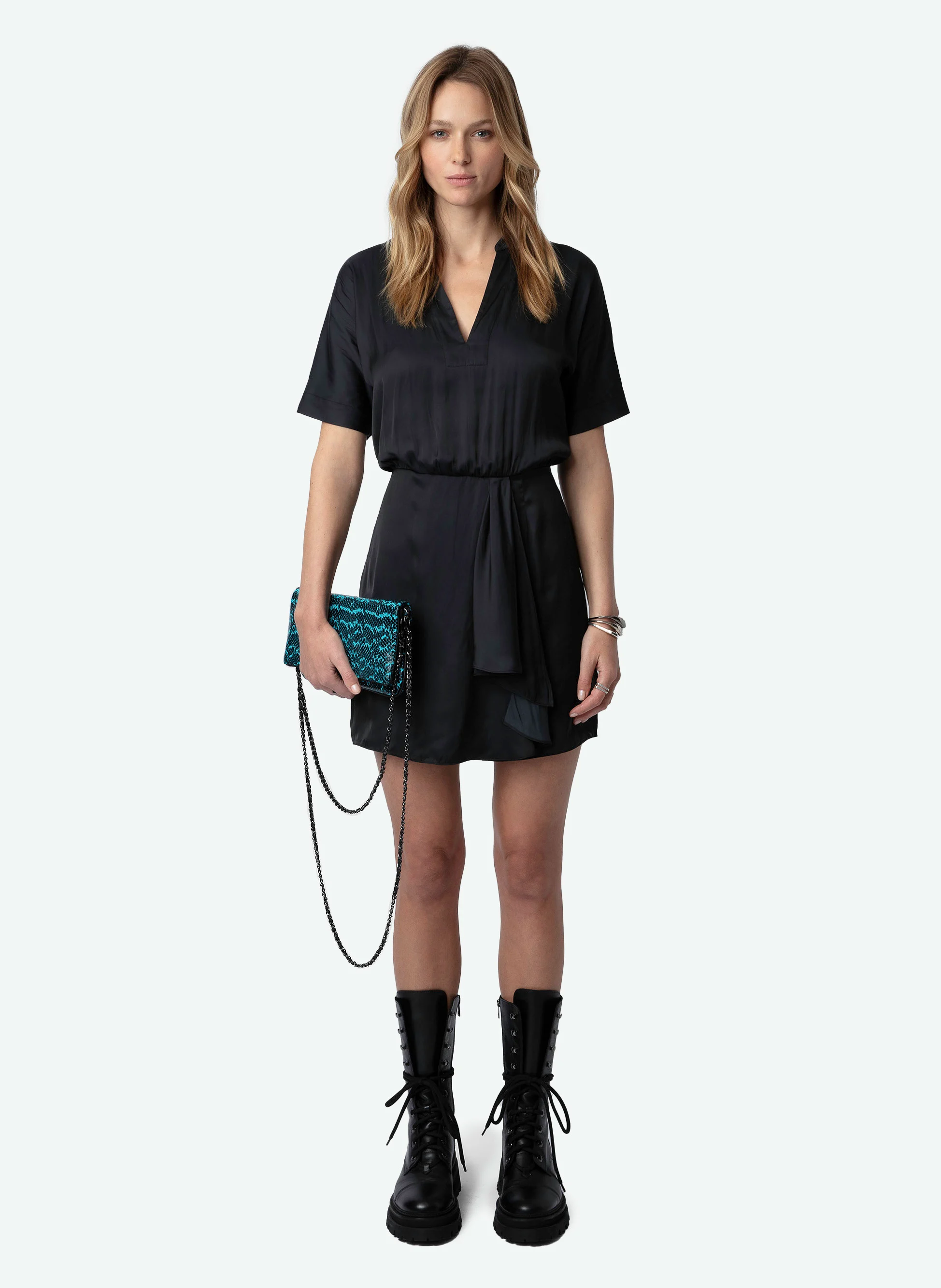 RAITO - Robe courte col tunisien en satin| Noir