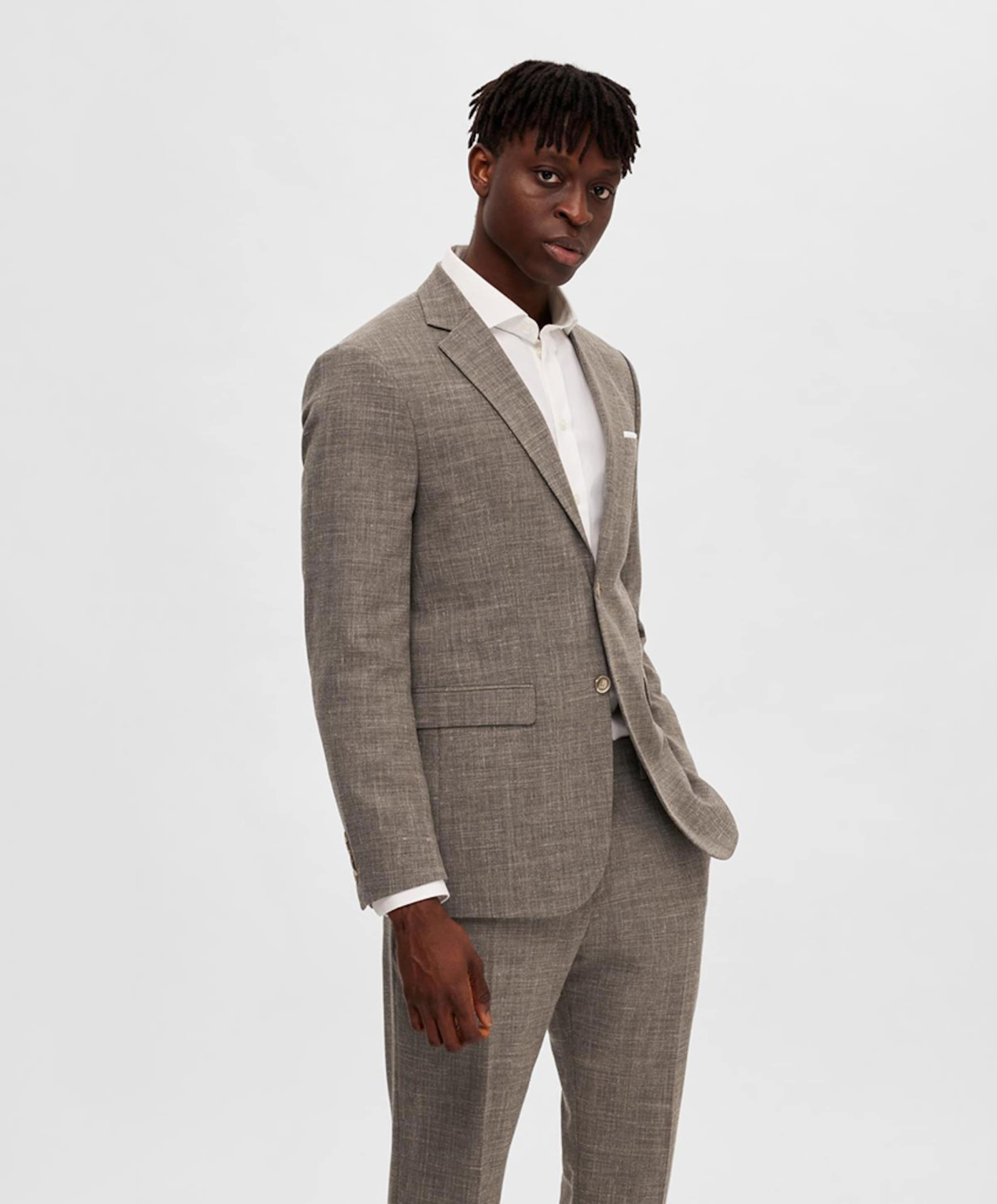 Selected Colbert bruin