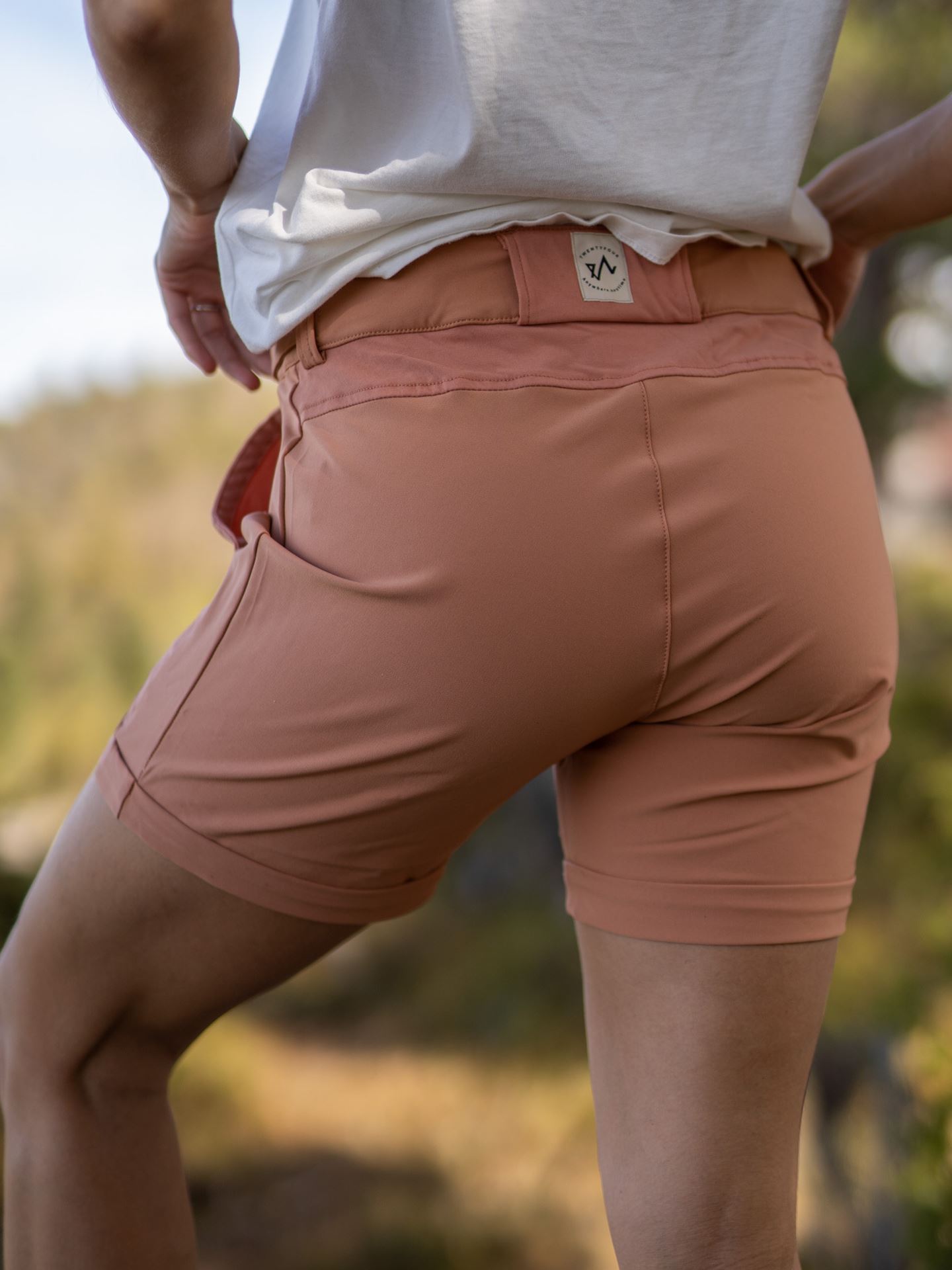 1222 Light Softshell Shorts