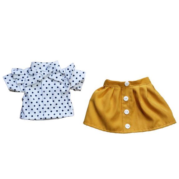Vêtements de poupée
