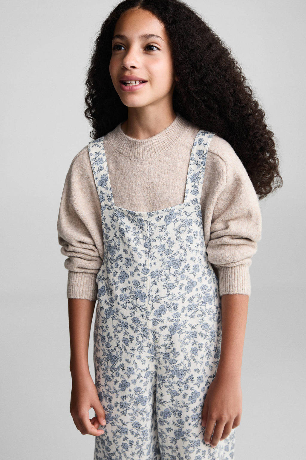 Mango Kids gebloemde tuinbroek blauw/wit