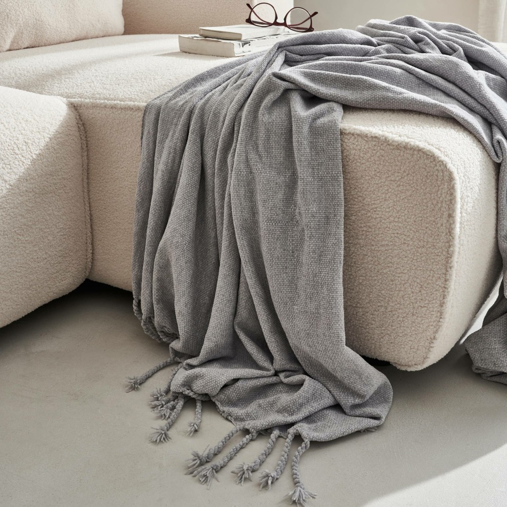 Plaid chenille gris finition franges 130x170cm - suzanne