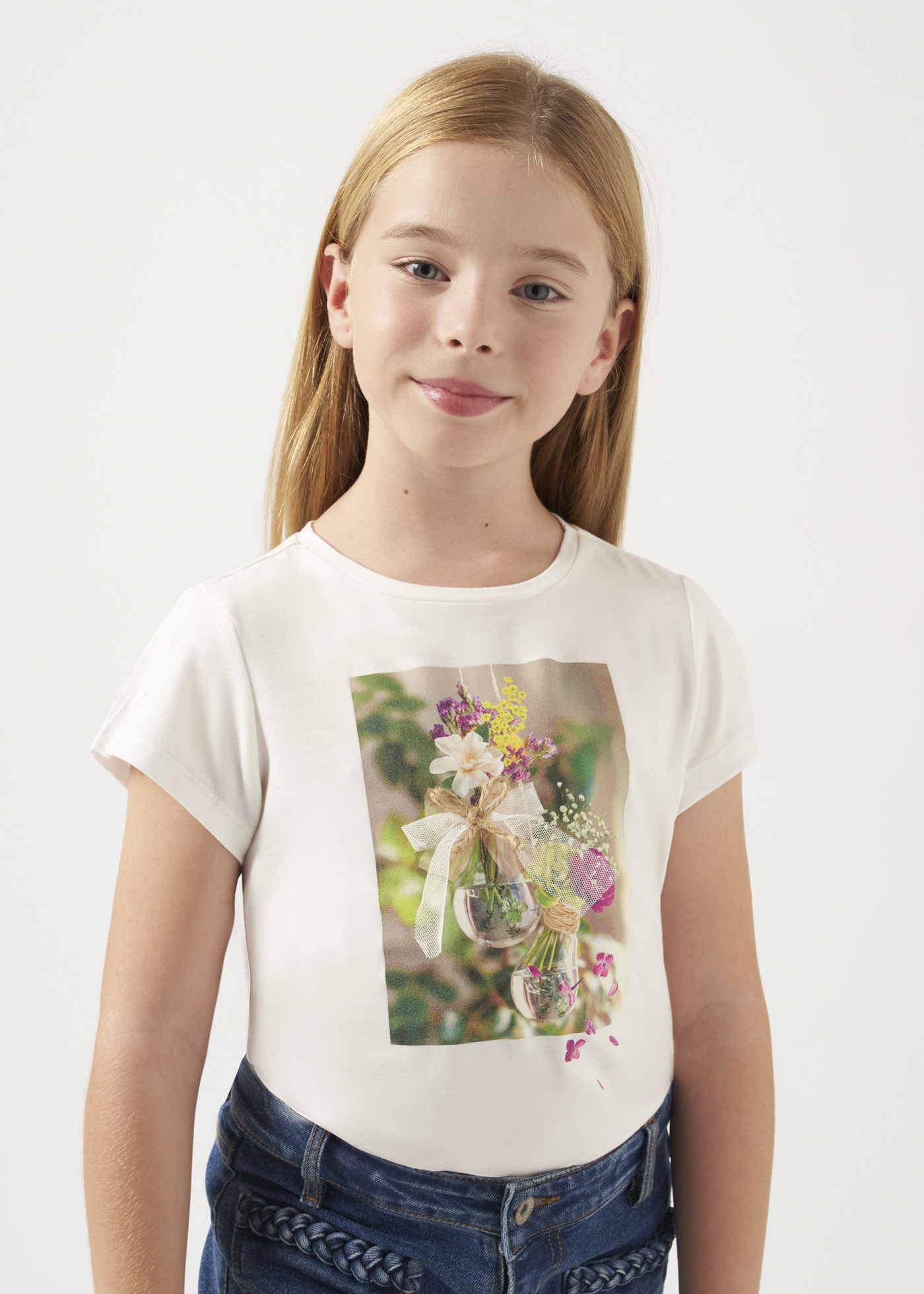 Camiseta infantil com estampa de tulipa