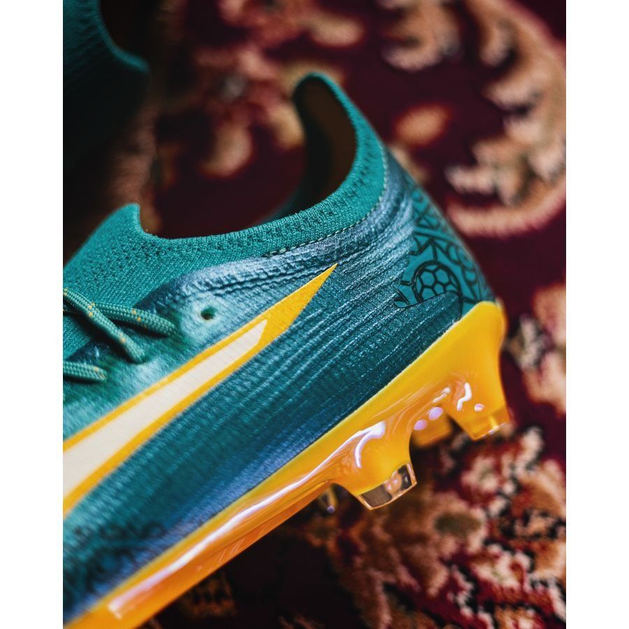 PUMA X Unisport Ultra Ultimate FG/AG Dream Factory - Deep Aqua/Alpine Snow/Tangerine ÉDITION LIMITÉE