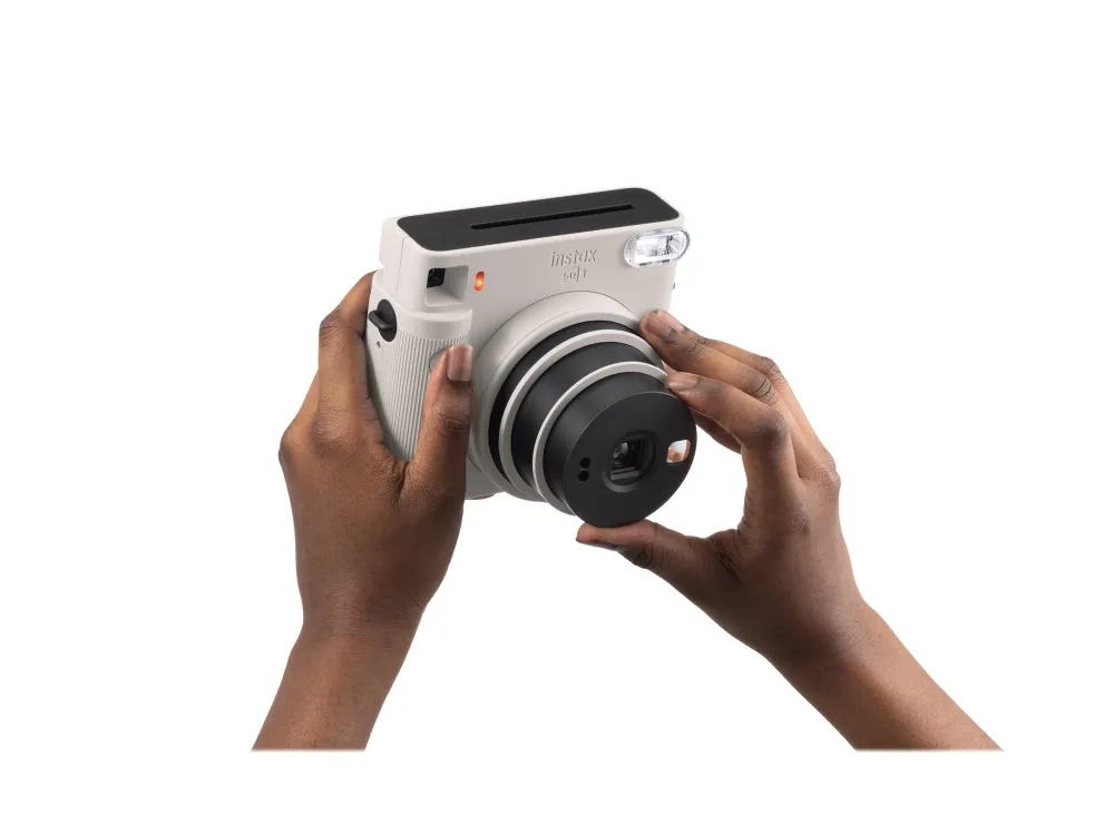 Fujifilm Instax SQUARE SQ1 - Instant kamera - objektiv: 65,75 mm - instax SQUARE kalkhvid