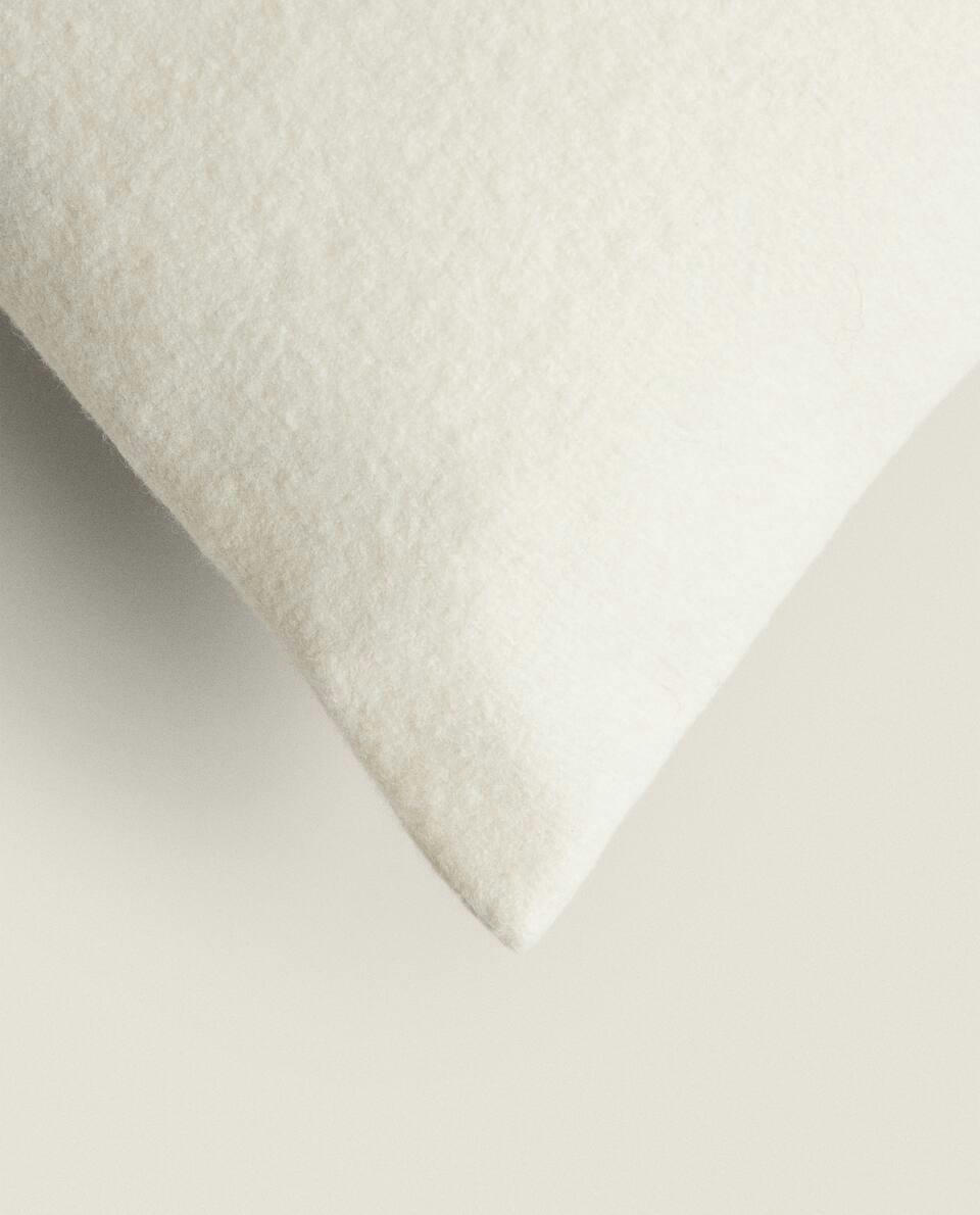 CAPA DE ALMOFADA DE LÃ