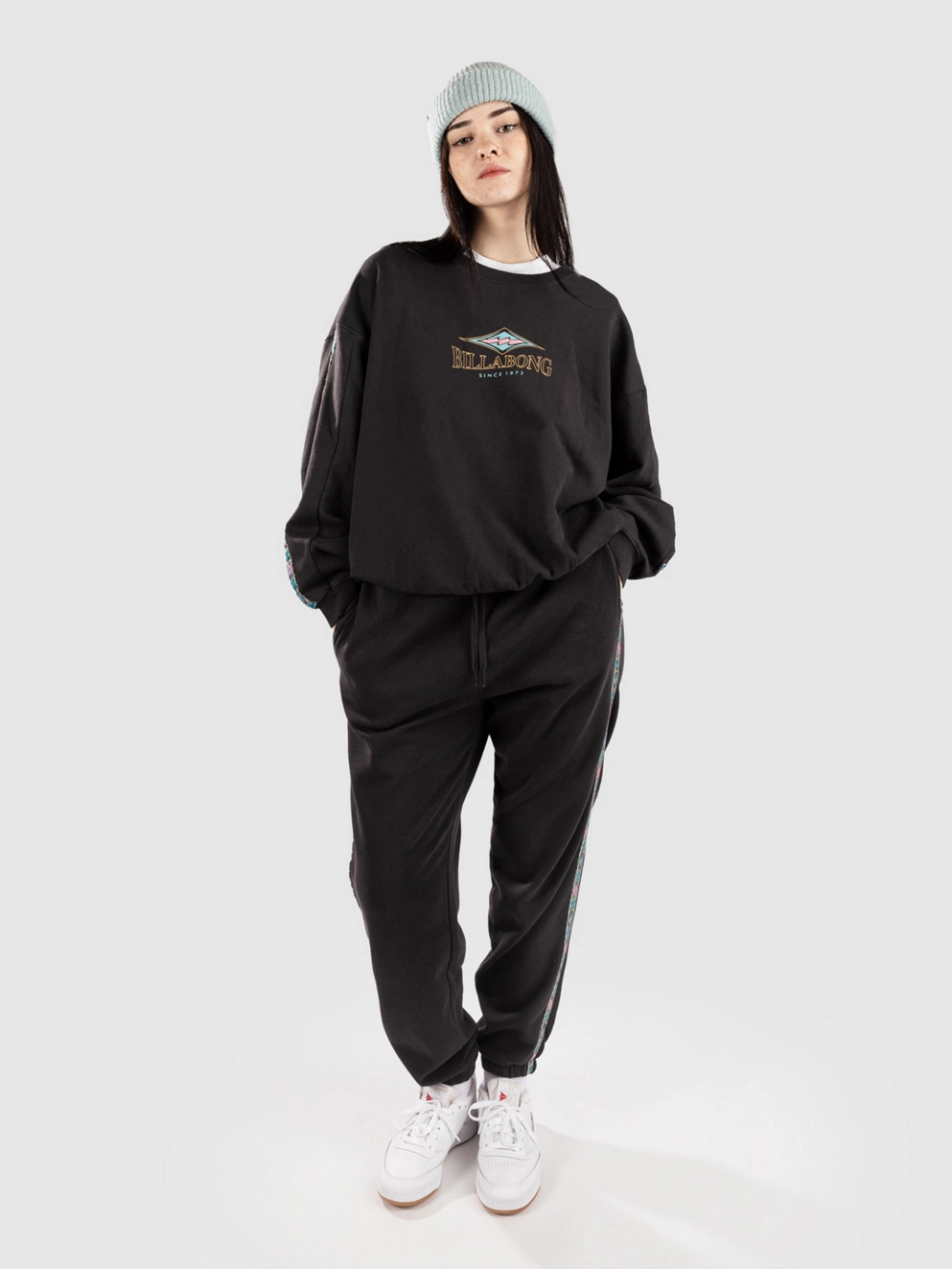 Billabong Swipe Right Jogger Sweatpants black sands