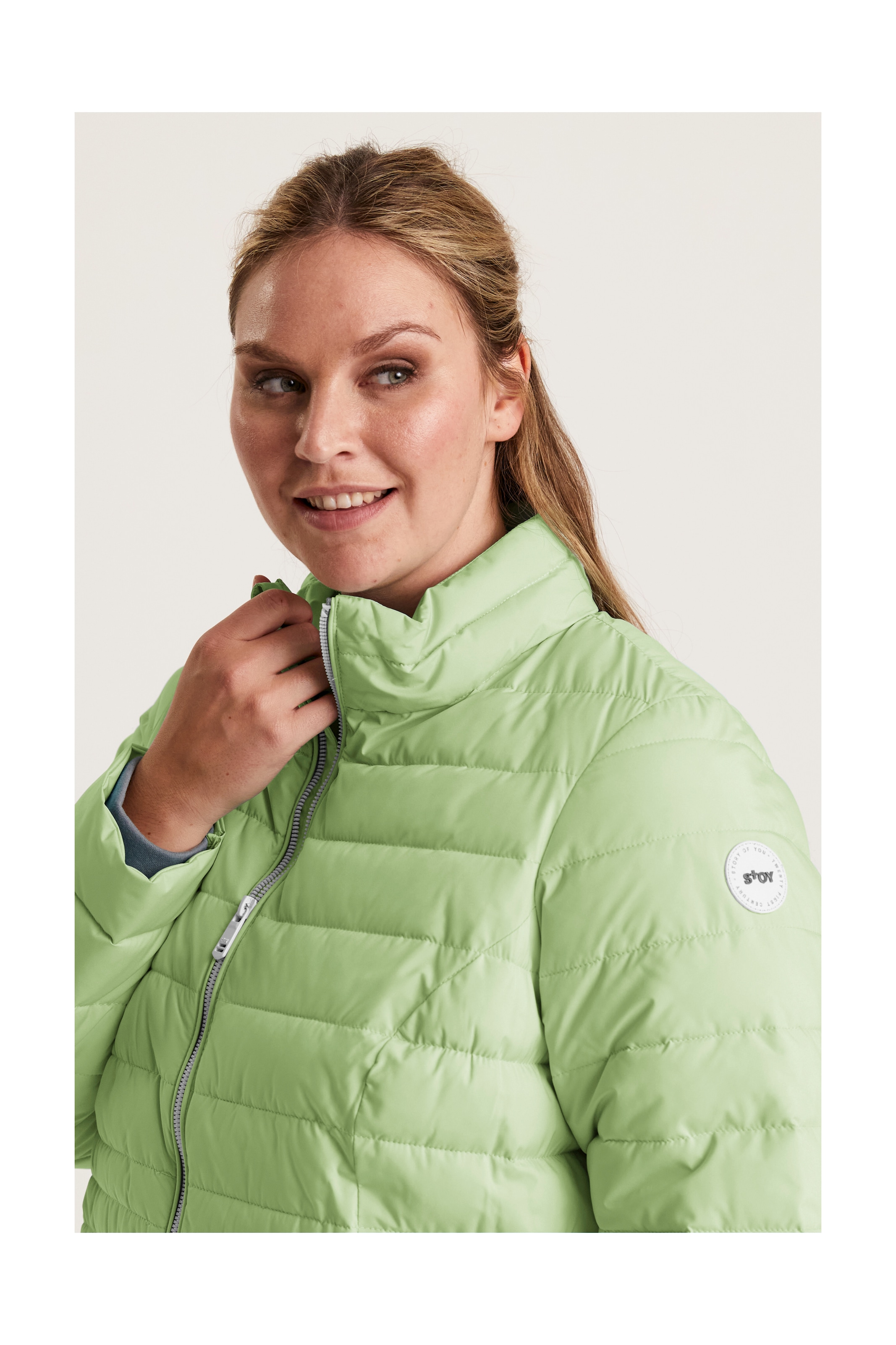 STOY Steppjacke »STS 21 WMN QLTD JCKT« Leichte, atmungsaktive Damenjacke, wasserabweisend