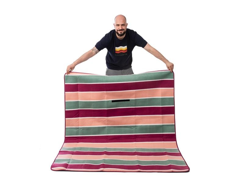 KOOR Picknickdecke Lido-Magenta 135 x 160 cm Modische Picknick-Decke in sommerlichen Trendfarben