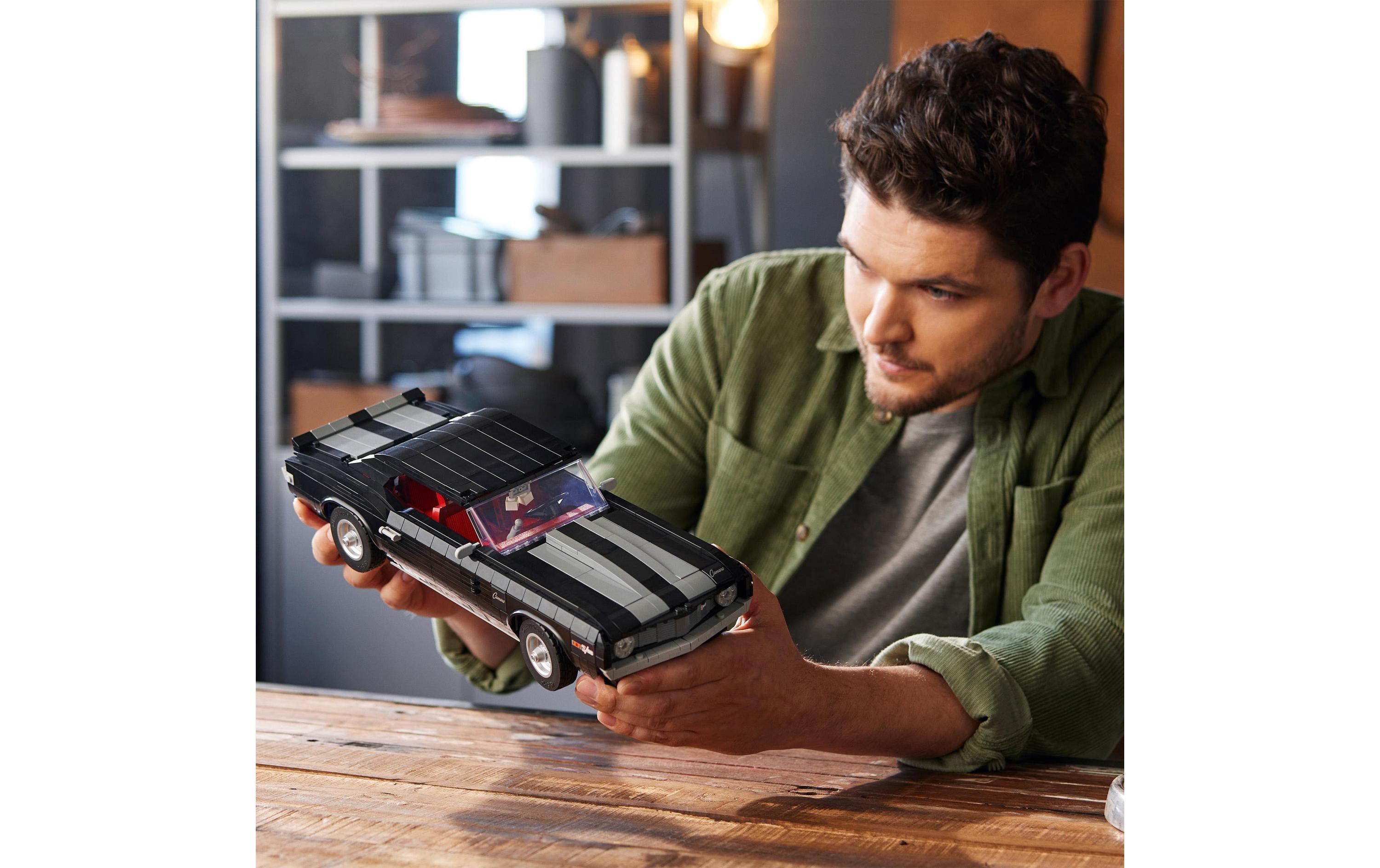 Icons Chevrolet Camaro Z28 10304<br>Anpassbares Modell für Erwachsene LEGO-Fans