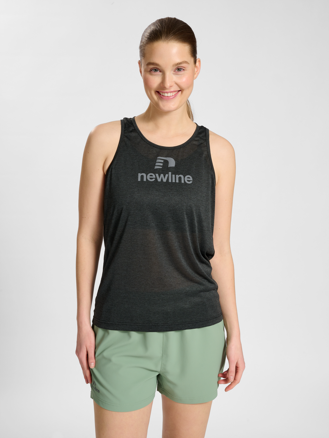 nwlFONTANA SINGLET WOMAN