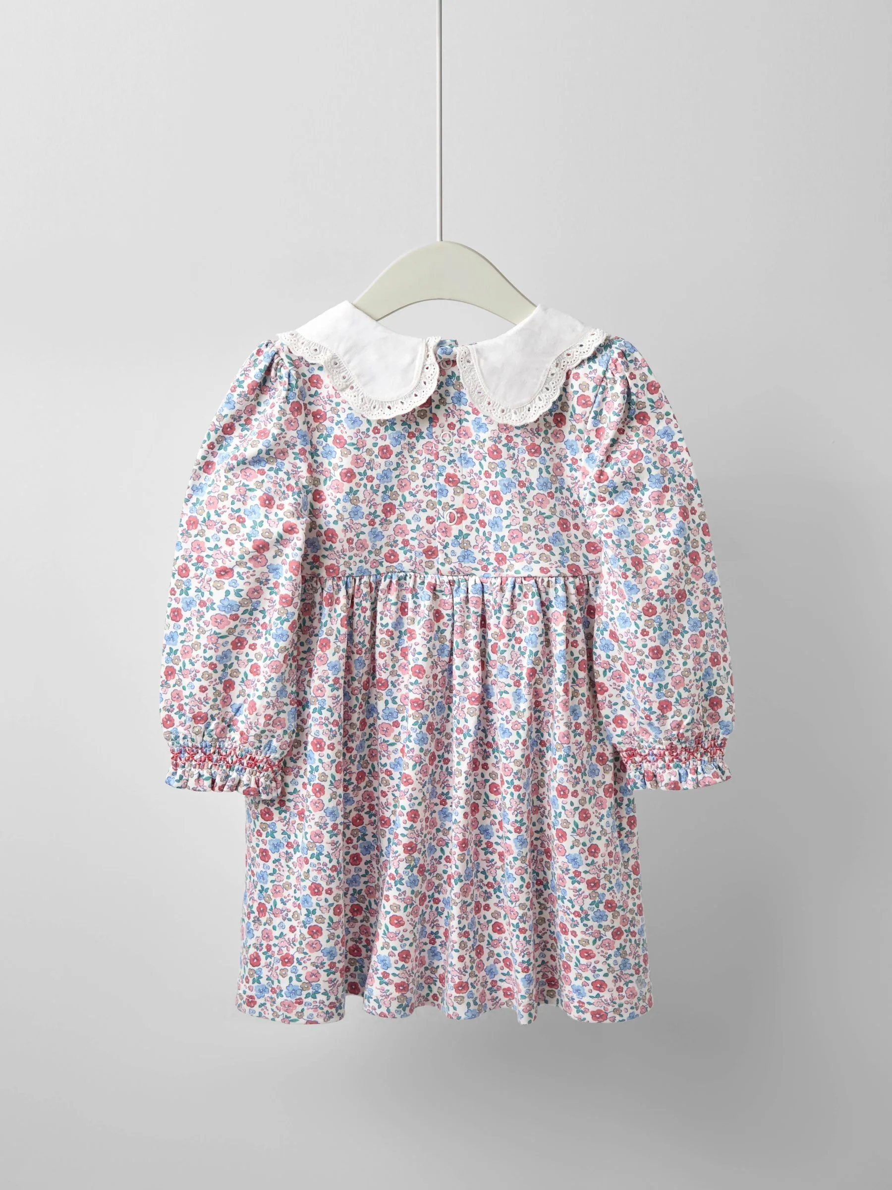 Roze - JoJo Maman Bébé - Gesmokte jersey jurk met fijne bloemenprint