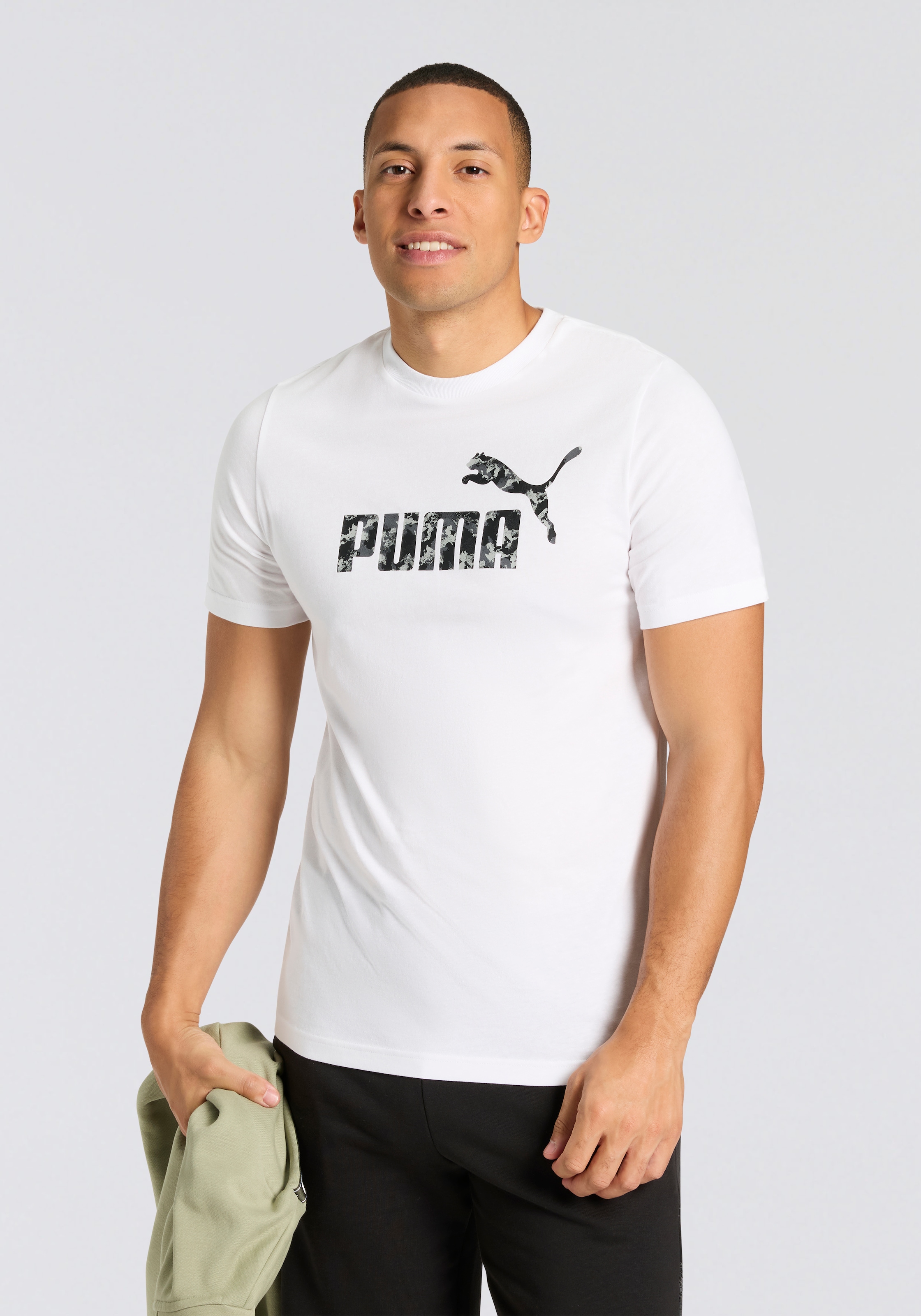 PUMA T-Shirt »ESS CAMO TEE« gerade Passform, Kurzarm, für Alltag und Freizeit