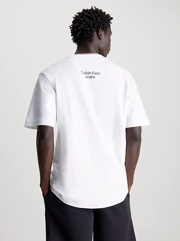 Camiseta oversized com monograma