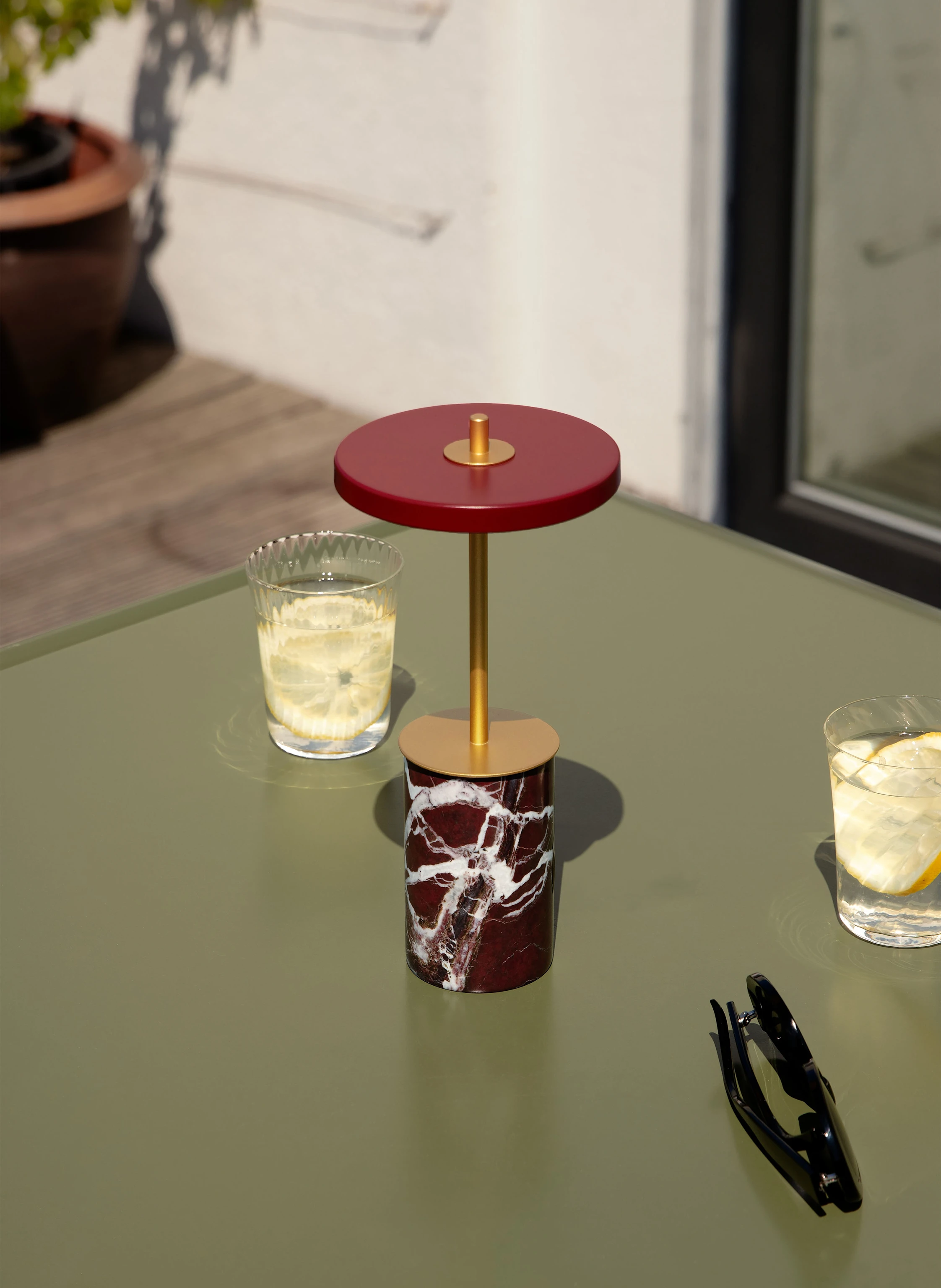 UMAGE Tischleuchte ASTERIA MOVE MINI