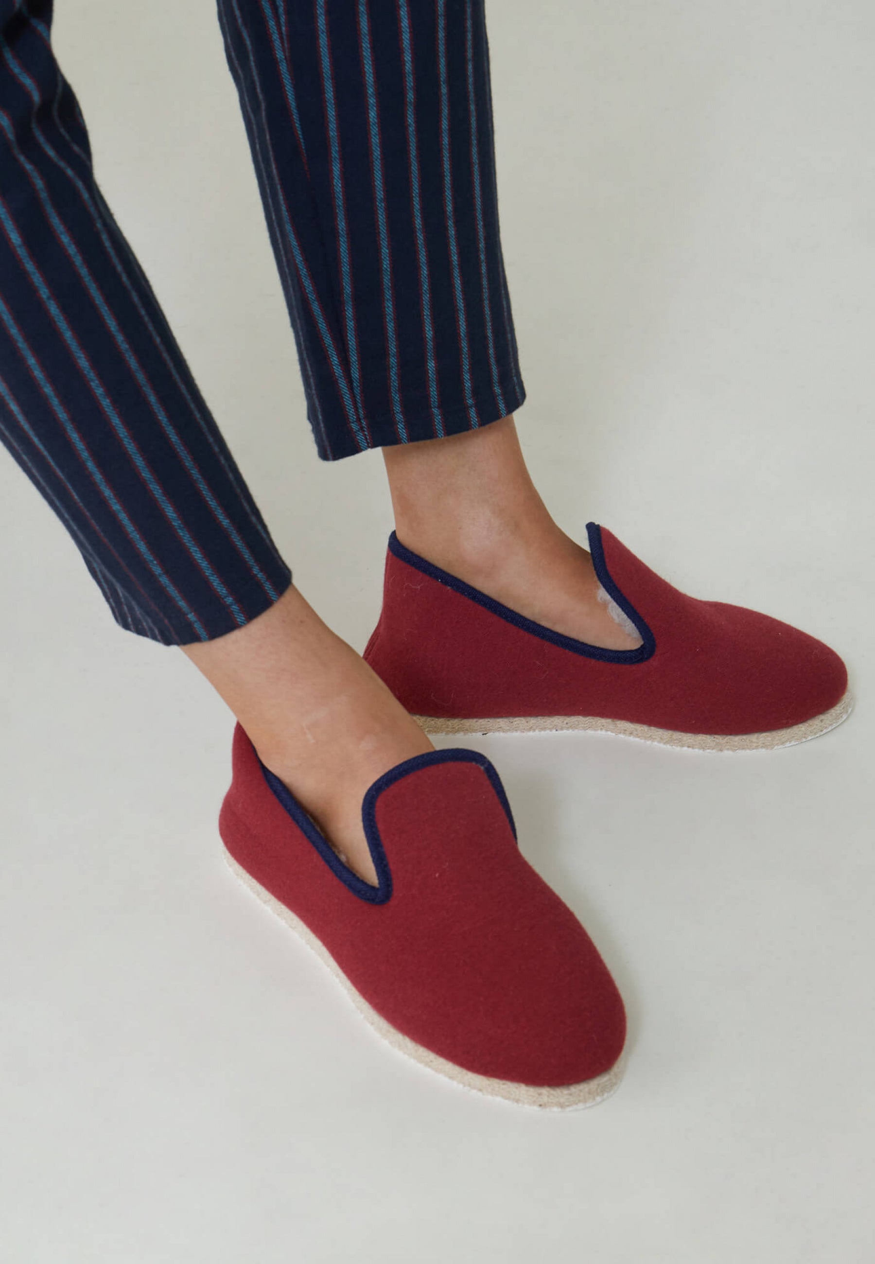 Chaussons d'intérieur en laine-Charentaises Rouge Flamboyant