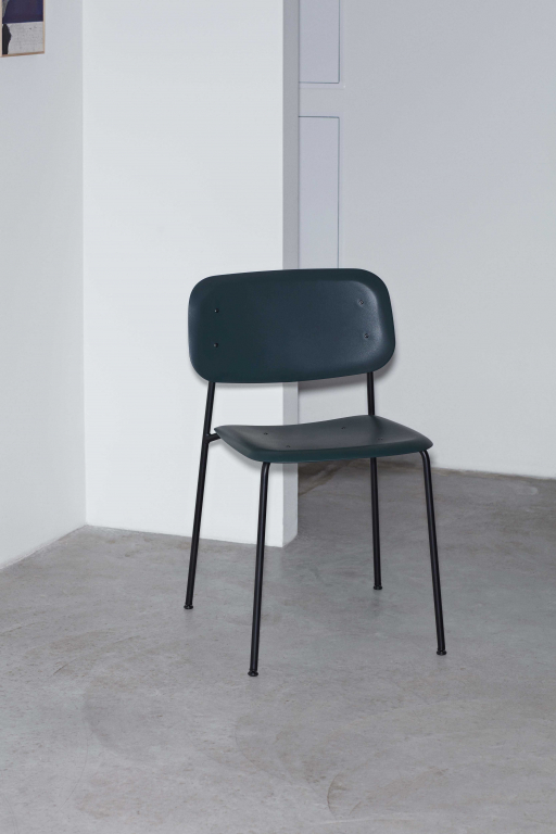 Hay Soft Edge 45 stoel zwart gepoedercoat onderst Hunter