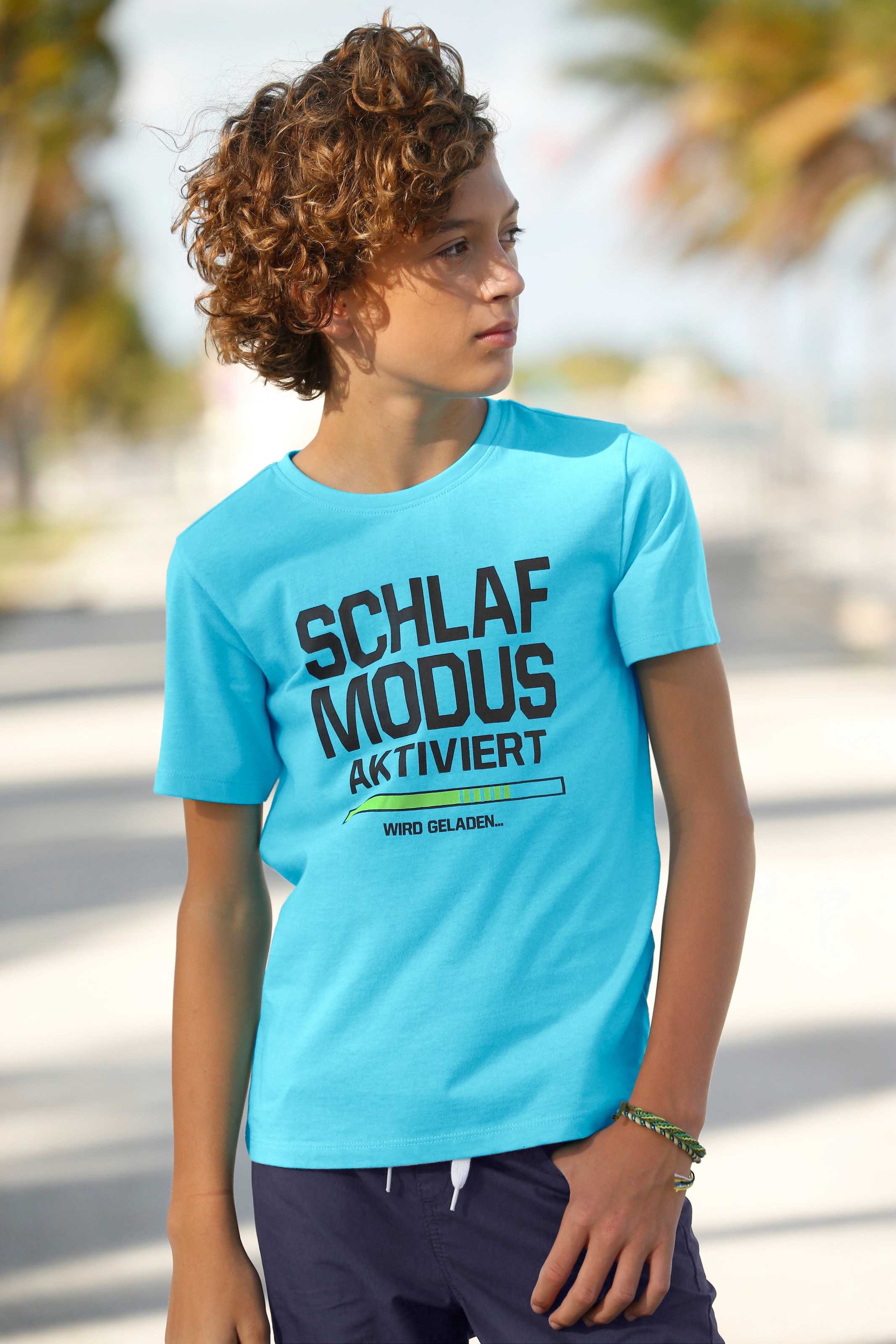 KIDSWORLD Shorts », praktische Schlupf-Bermudas«  mit geradem Bein