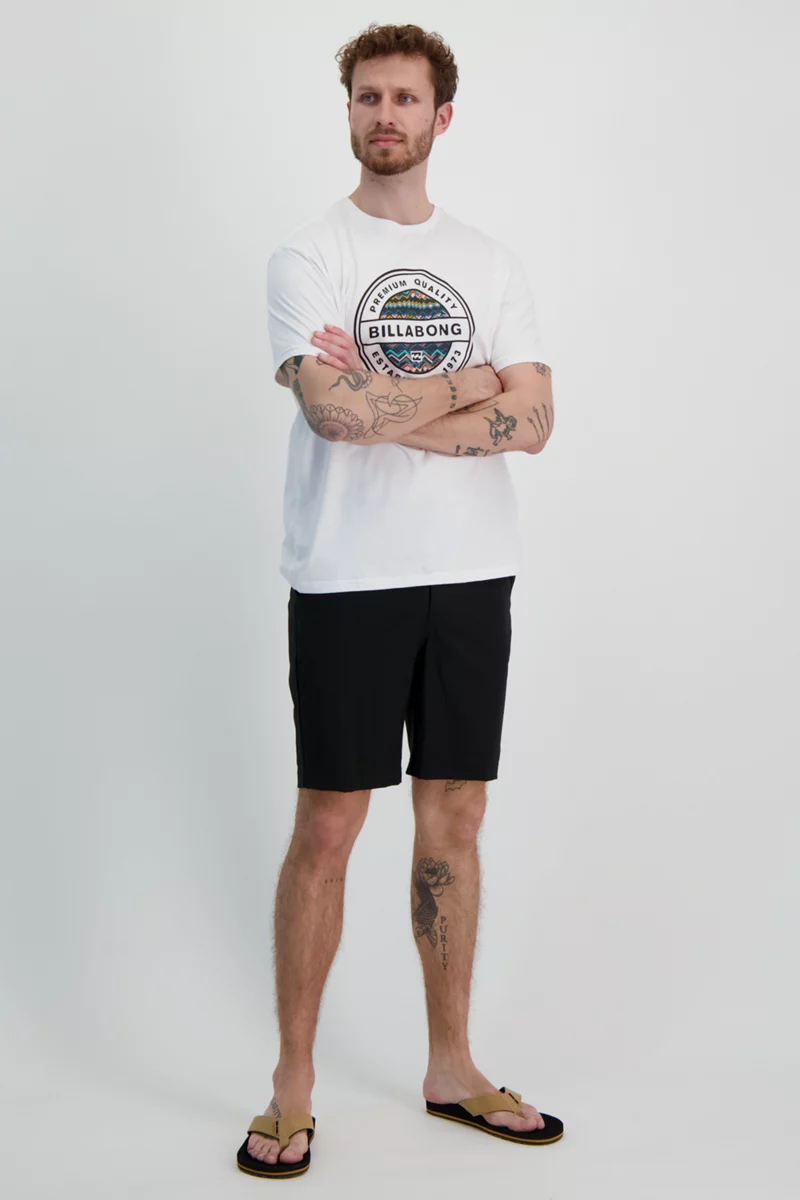 Billabong Crossfire Solid Submersible Herren Short
