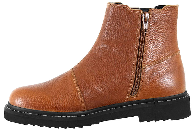 NEW FEET STØVLE I COGNACFARVET GLAT SKIND