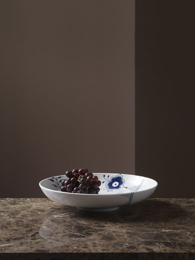 Royal Copenhagen Blå Mega Riflet 34 cm Fad Hvid
