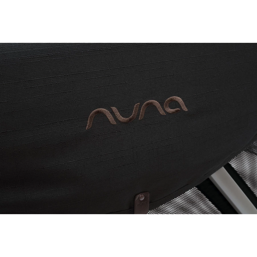 Nuna Reisebett SENA™ aire (mit Clip) Riveted Sonderkollektion