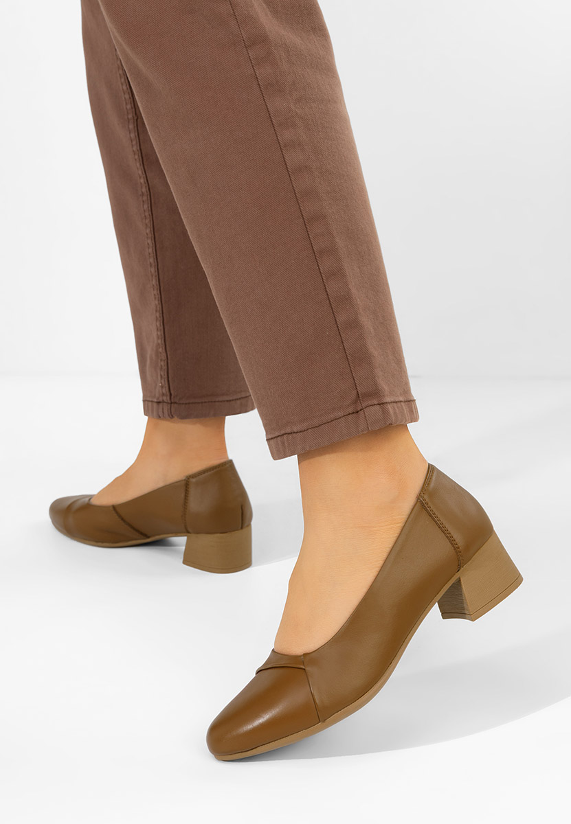 Chaussures femme en cuir chameau Giulieta