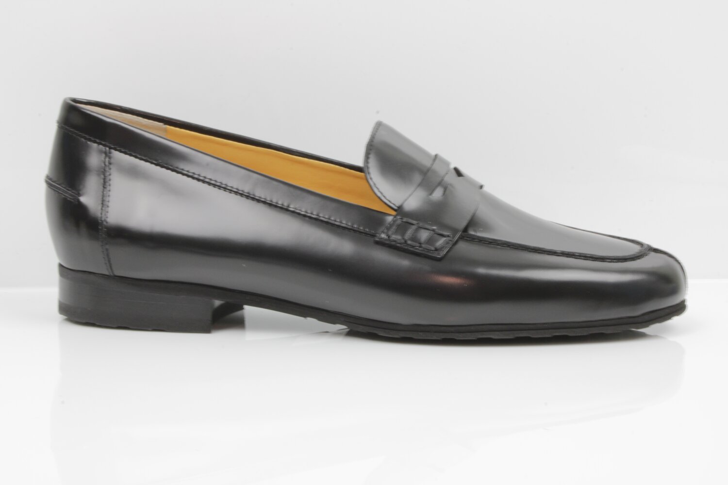 TRUMAN'S Slipper
