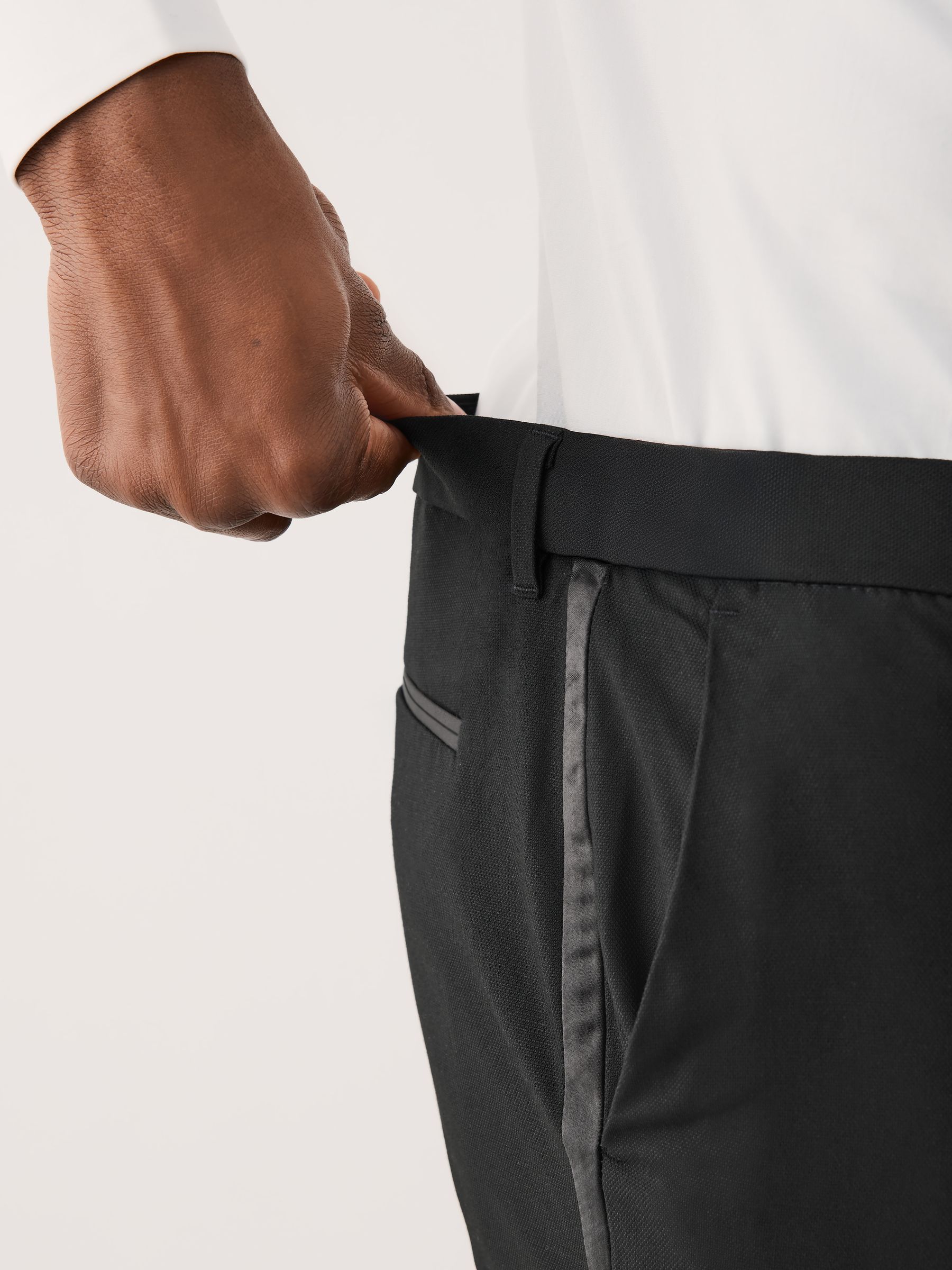 Zwart - Muscle Fit Motionflex Stretch Tuxedo Suit Trousers