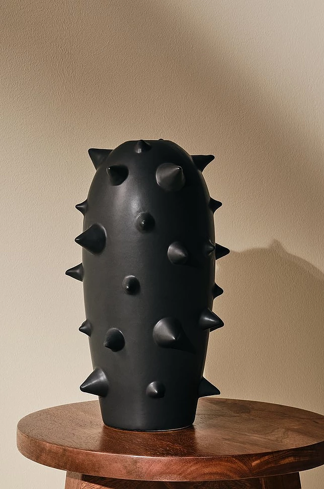 SPIKE vase