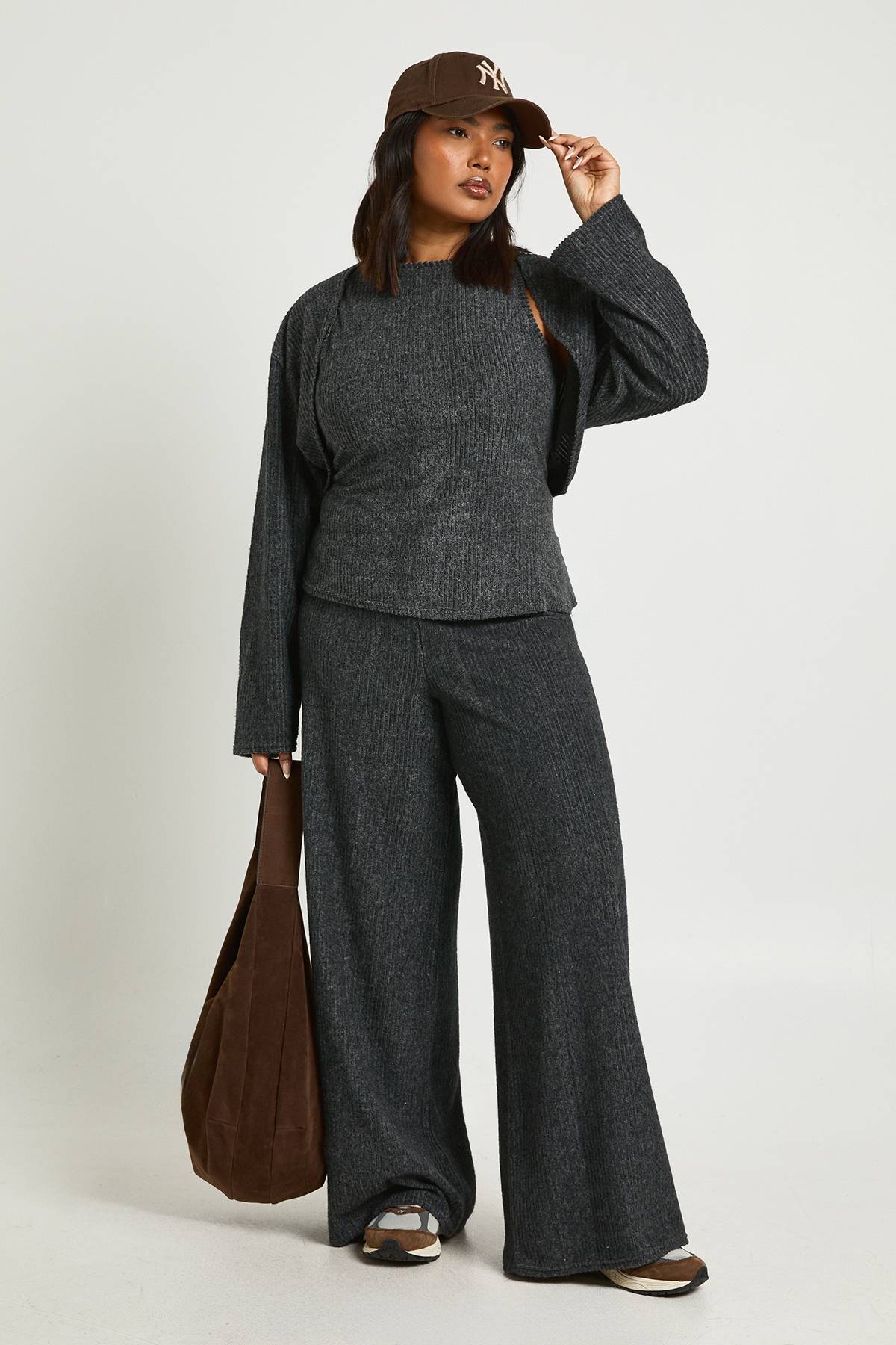 boohoo Ensemble 3 Pièces Grande Taille Boléro et Débardeur de Course