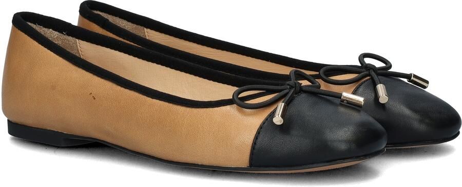 Nelson leren ballerina's beige zwart