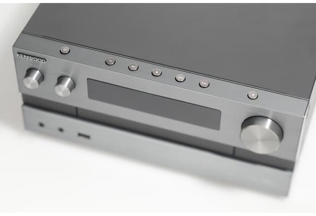 Kenwood M-918DAB