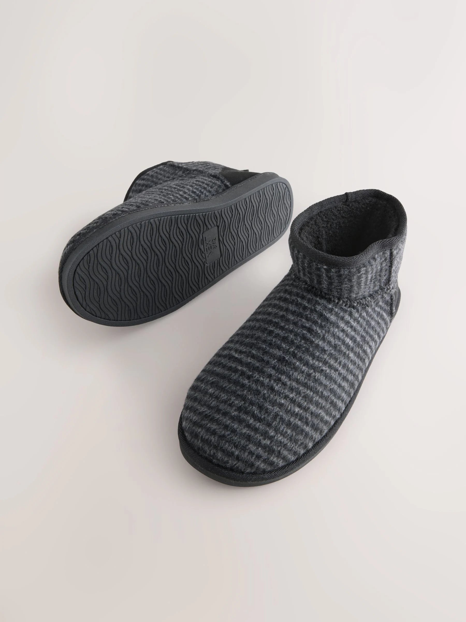 Grijs - Dogtooth Boot Slippers