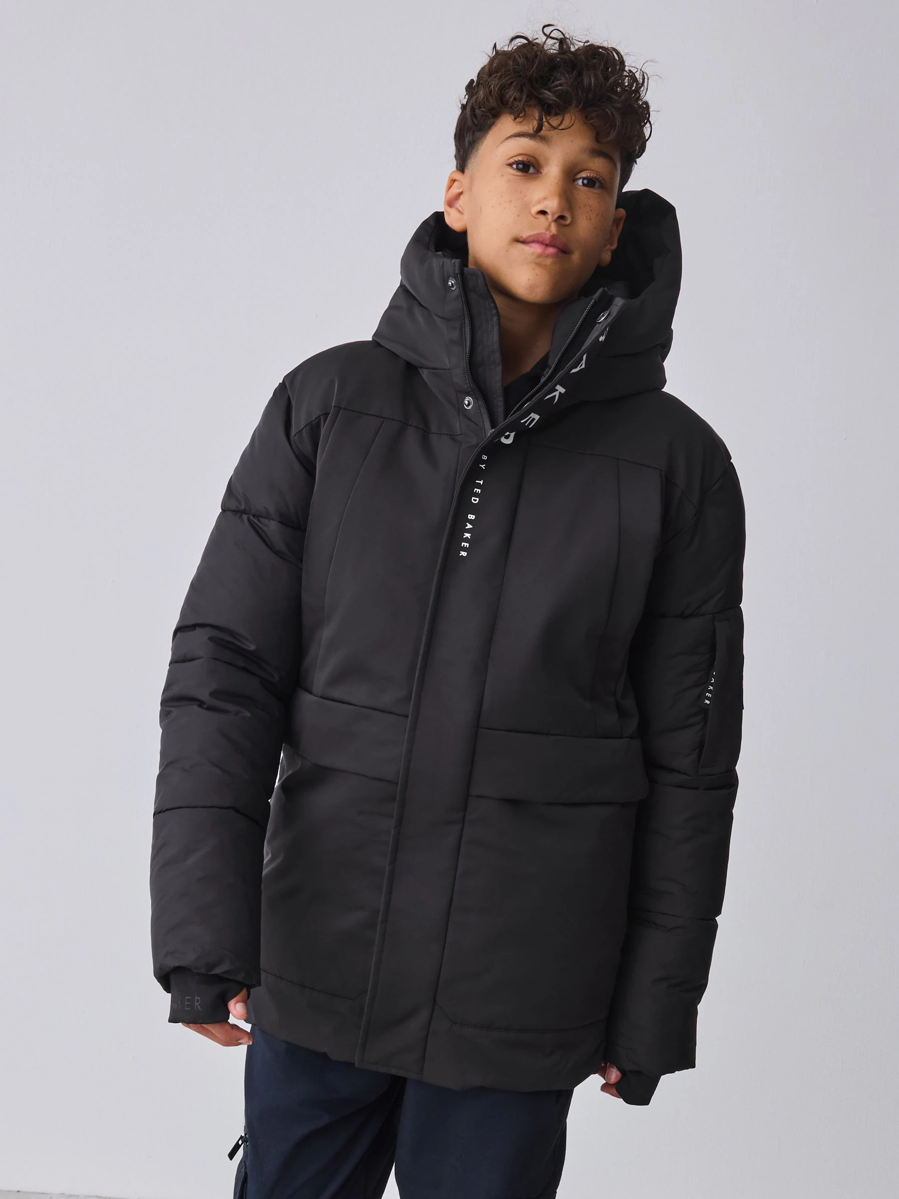Baker by Ted Baker Baker by Ted Baker Regenbestendige Zwarte Gevoerde Jas