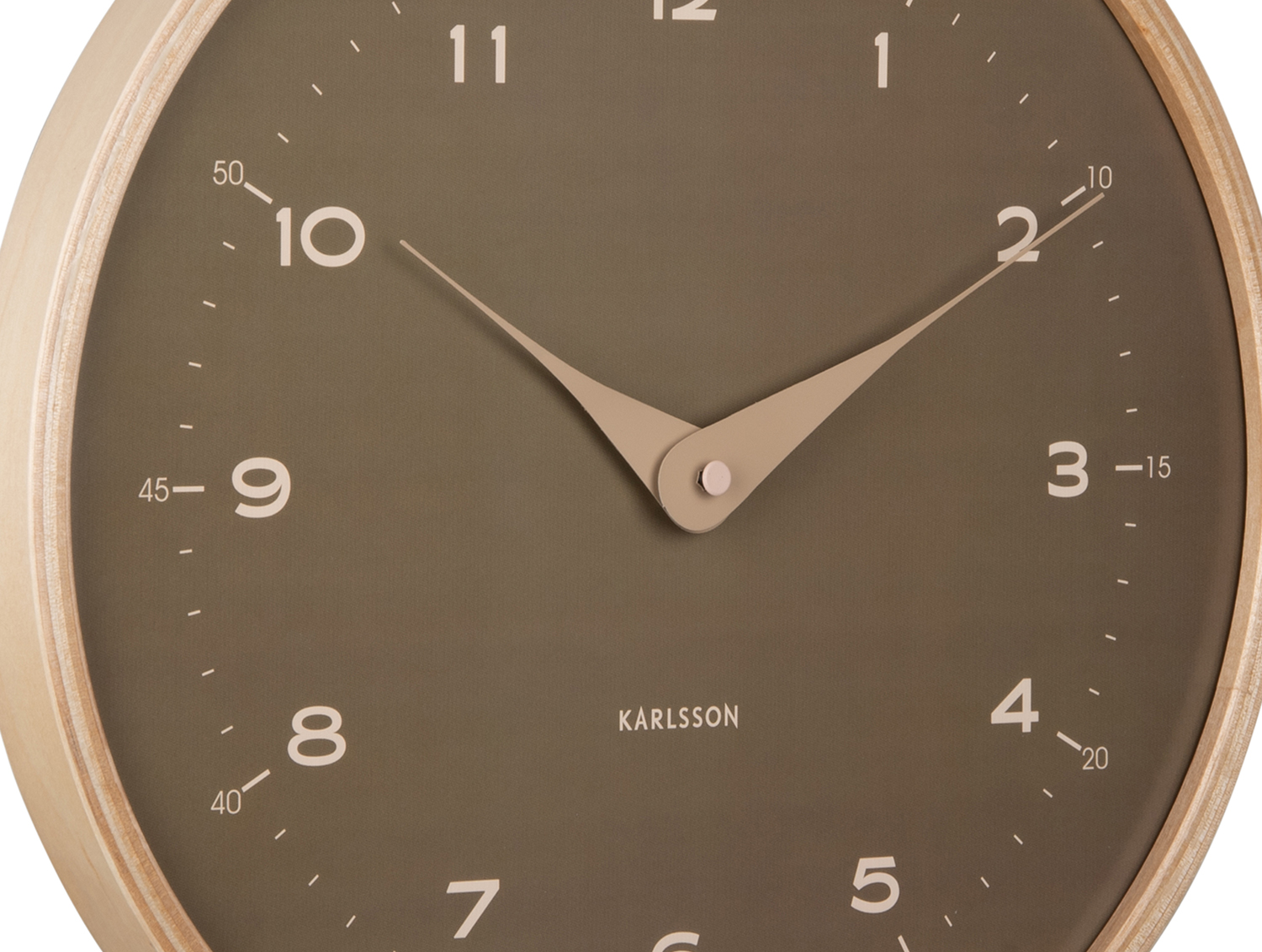 Wall clock Osado Dome wood moss green