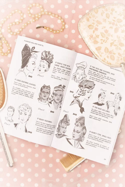 Lauren Rennells Hats, Hairdo's and Make Up boek