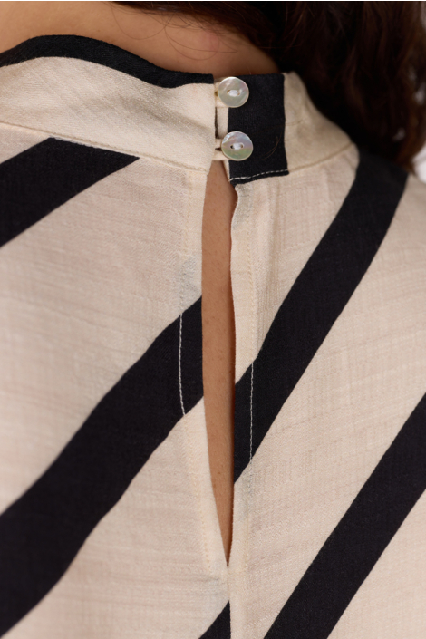 Juffrouw Jansen ecru dames blouse