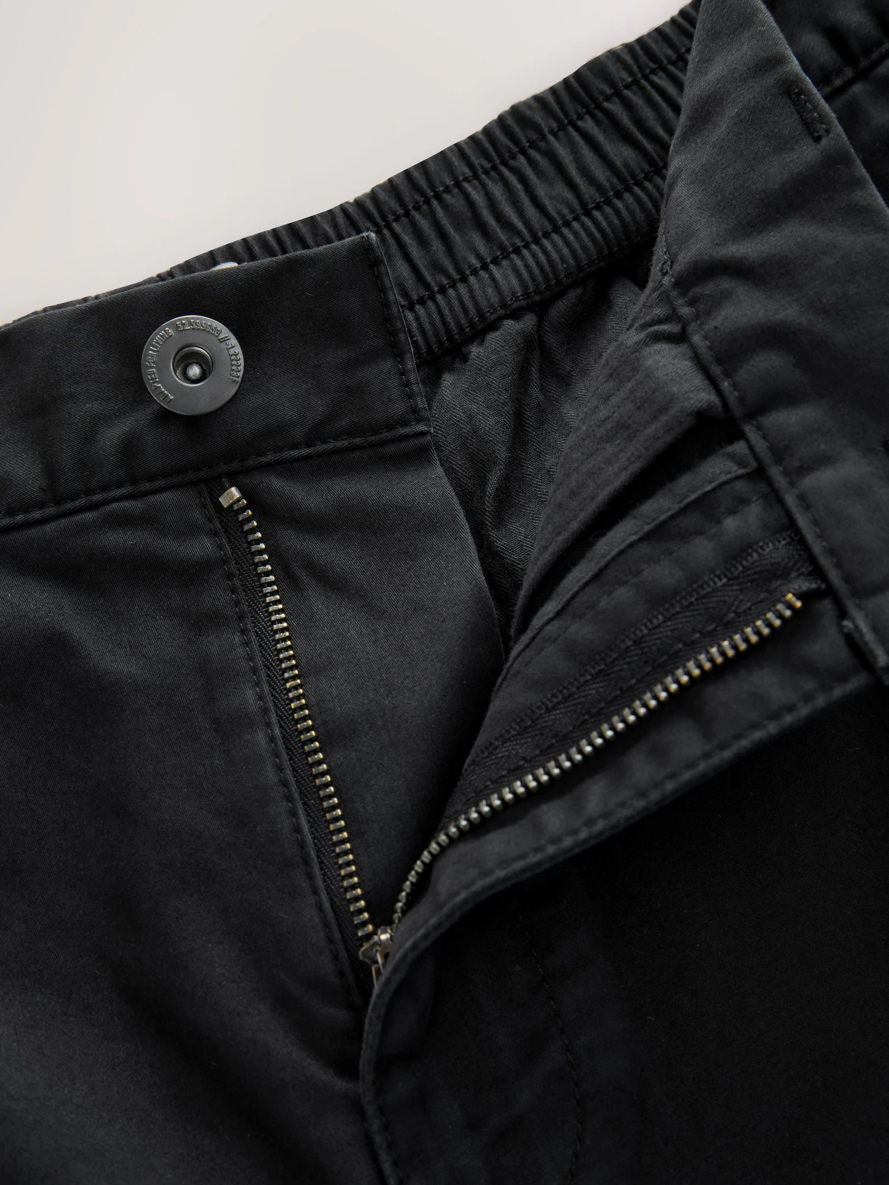 Zwart - Cargoshorts met 5 zakken