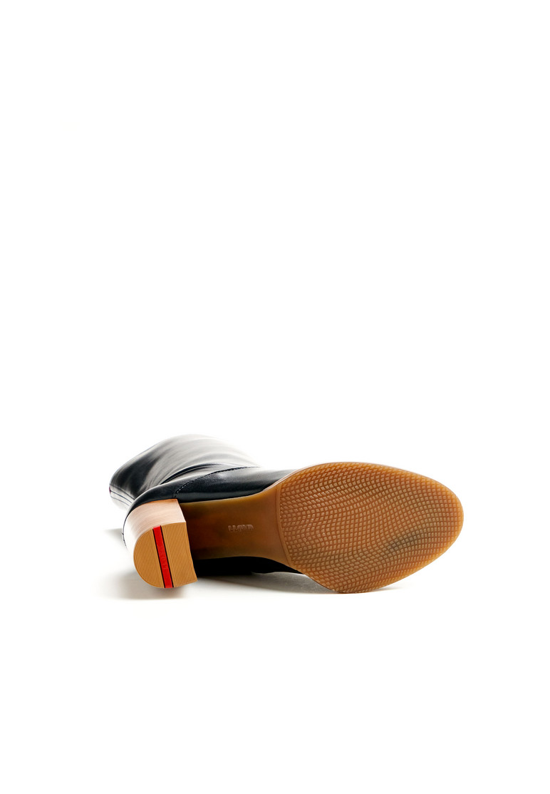 STIEFELETTE Schwarz