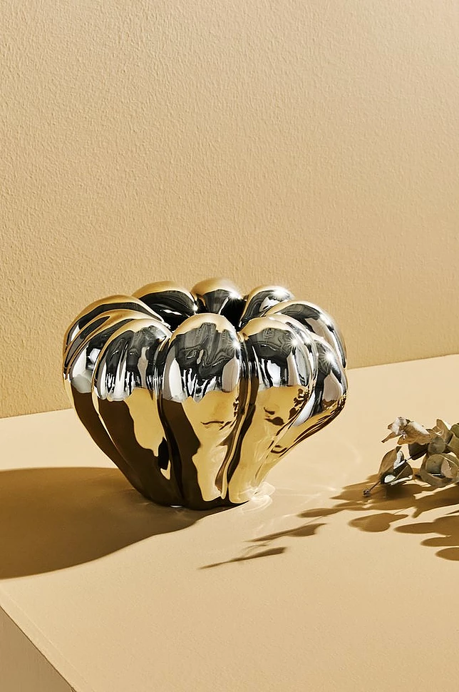 Ruth vase