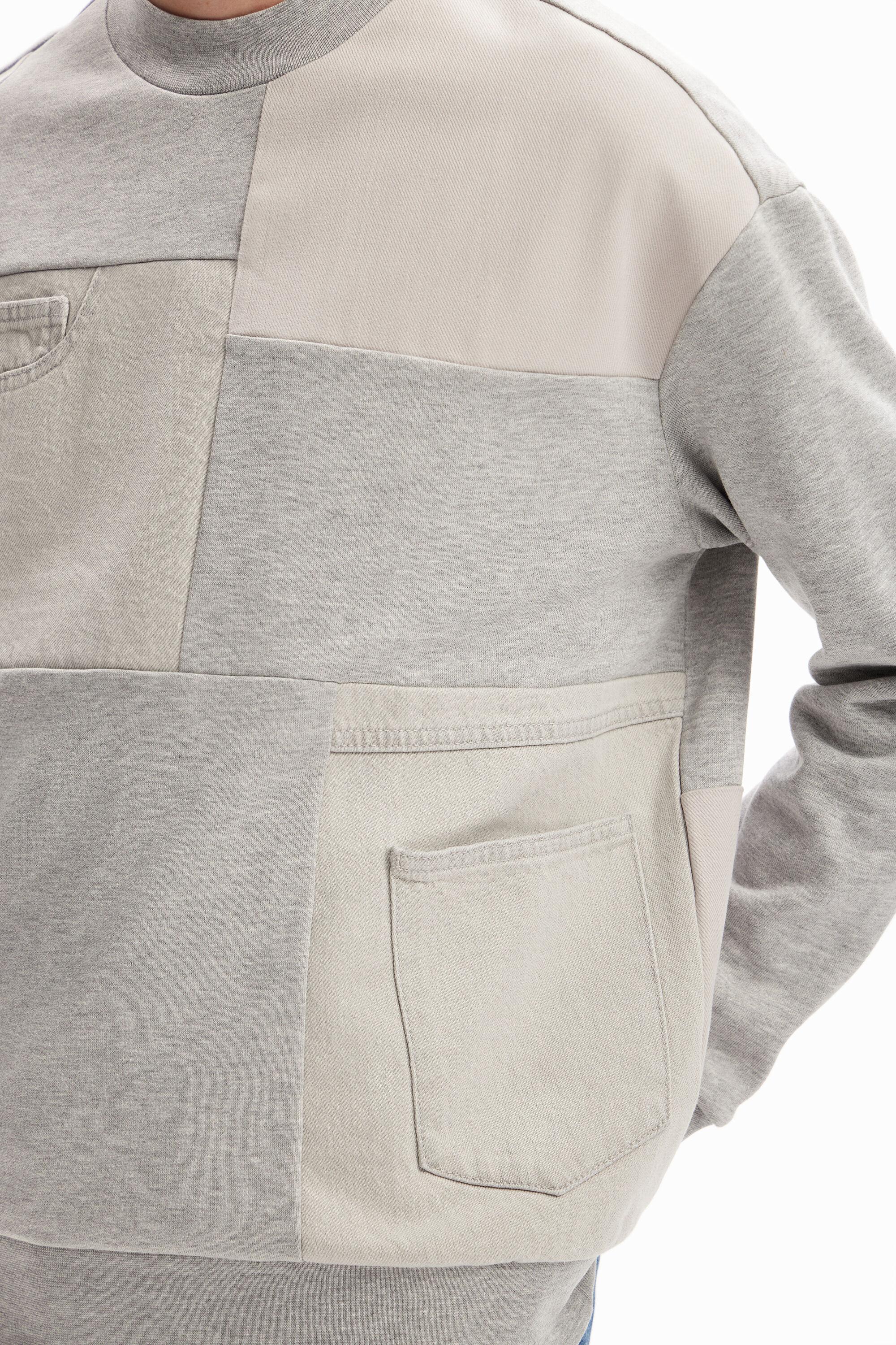 Sweat-shirt patchwork denim