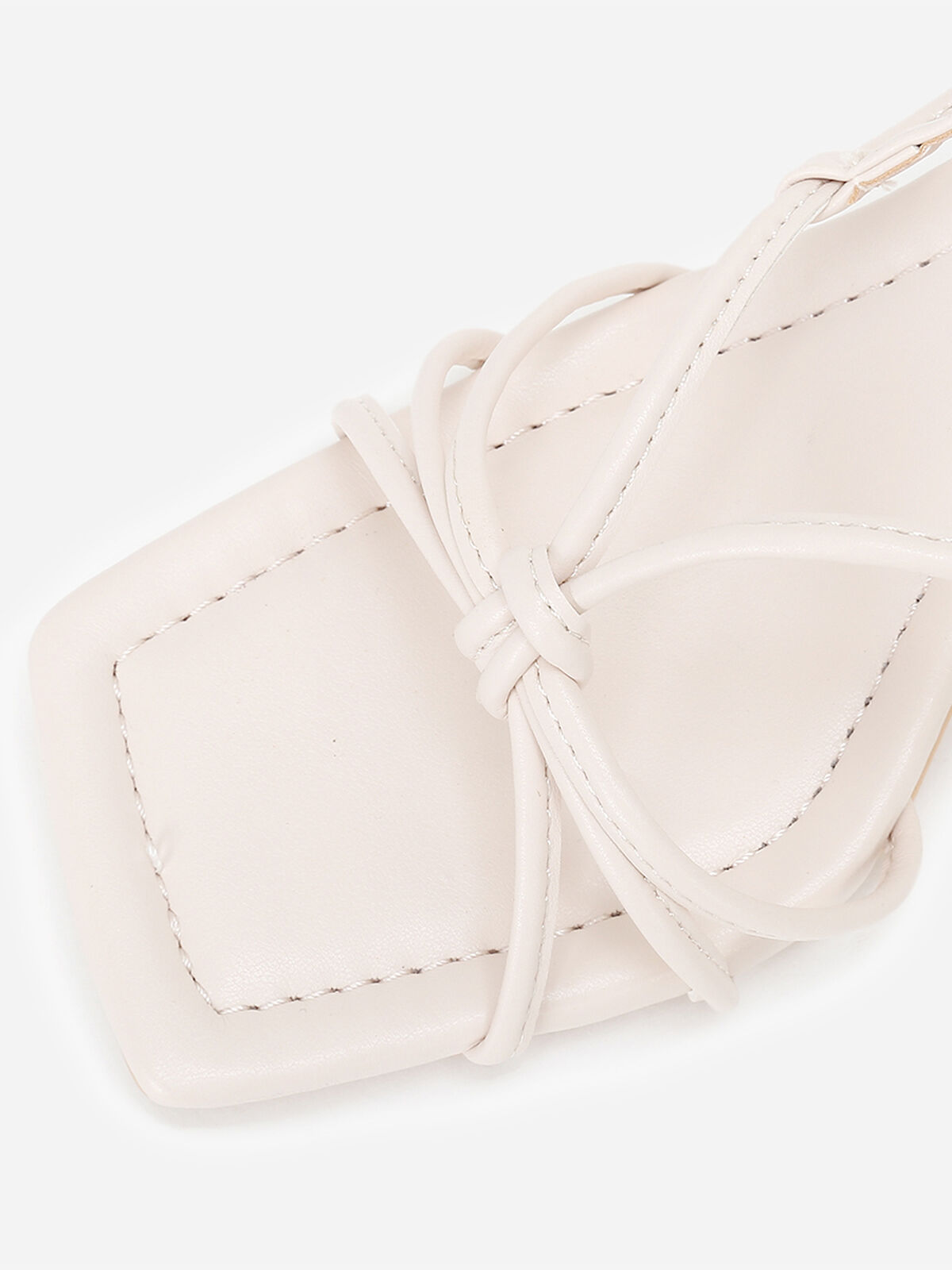 Sandales à fines brides- Beige