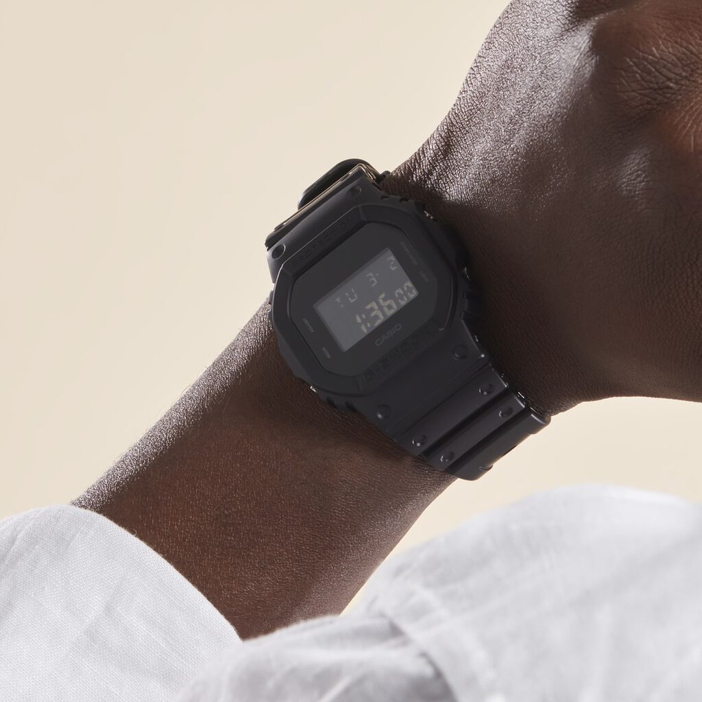 Montre Casio G-shock Black & White Noir