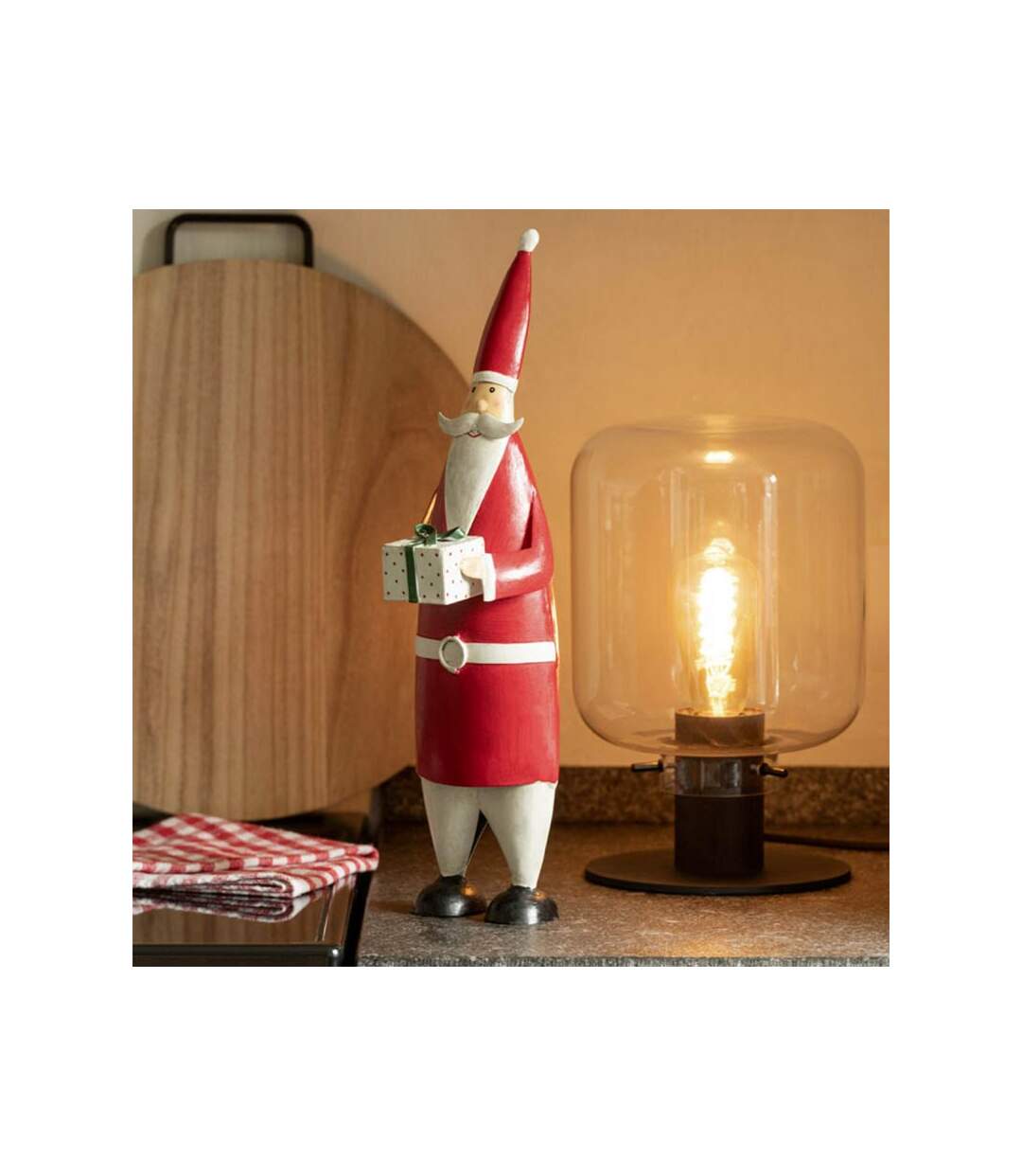 Paris Prix - Statuette Déco Père Noël cadeau 44cm Rouge