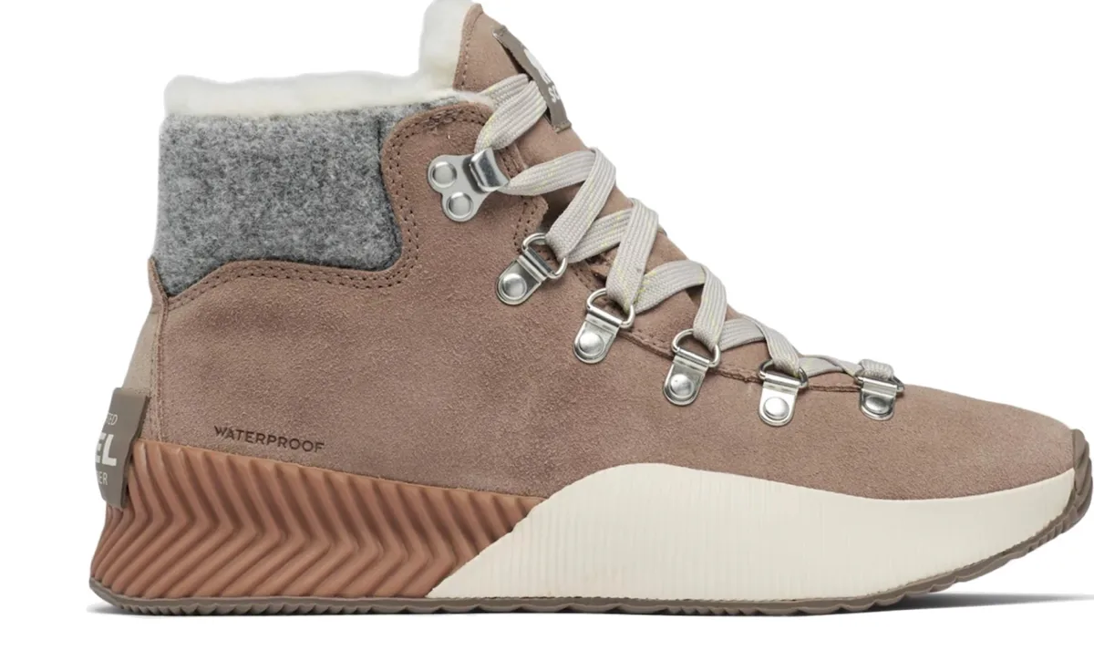 Sorel Women's Out N About III Conquest Waterproof Omega Taupe, Black
