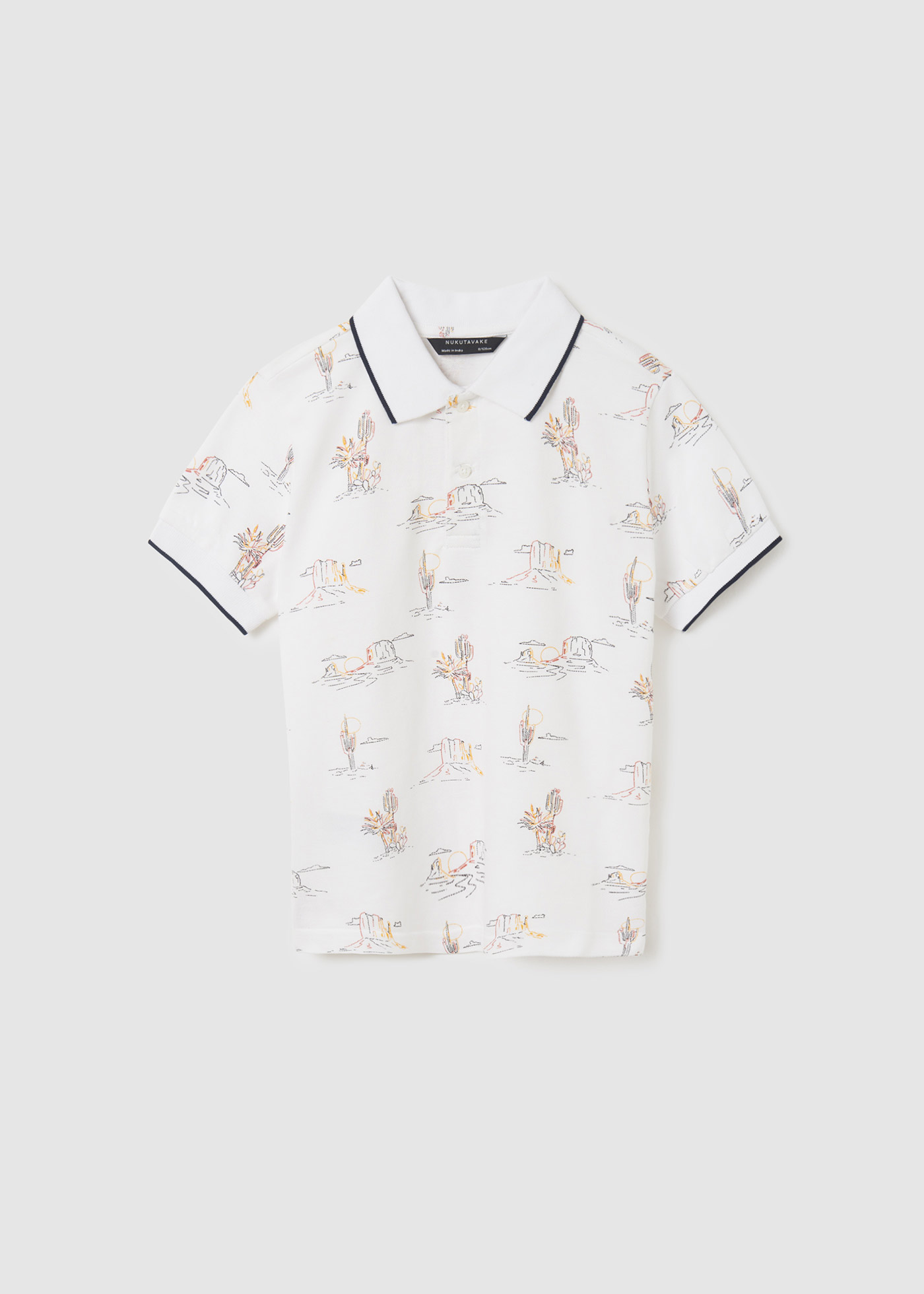 Camisa polo infantil em algodão sustentável com estampa.